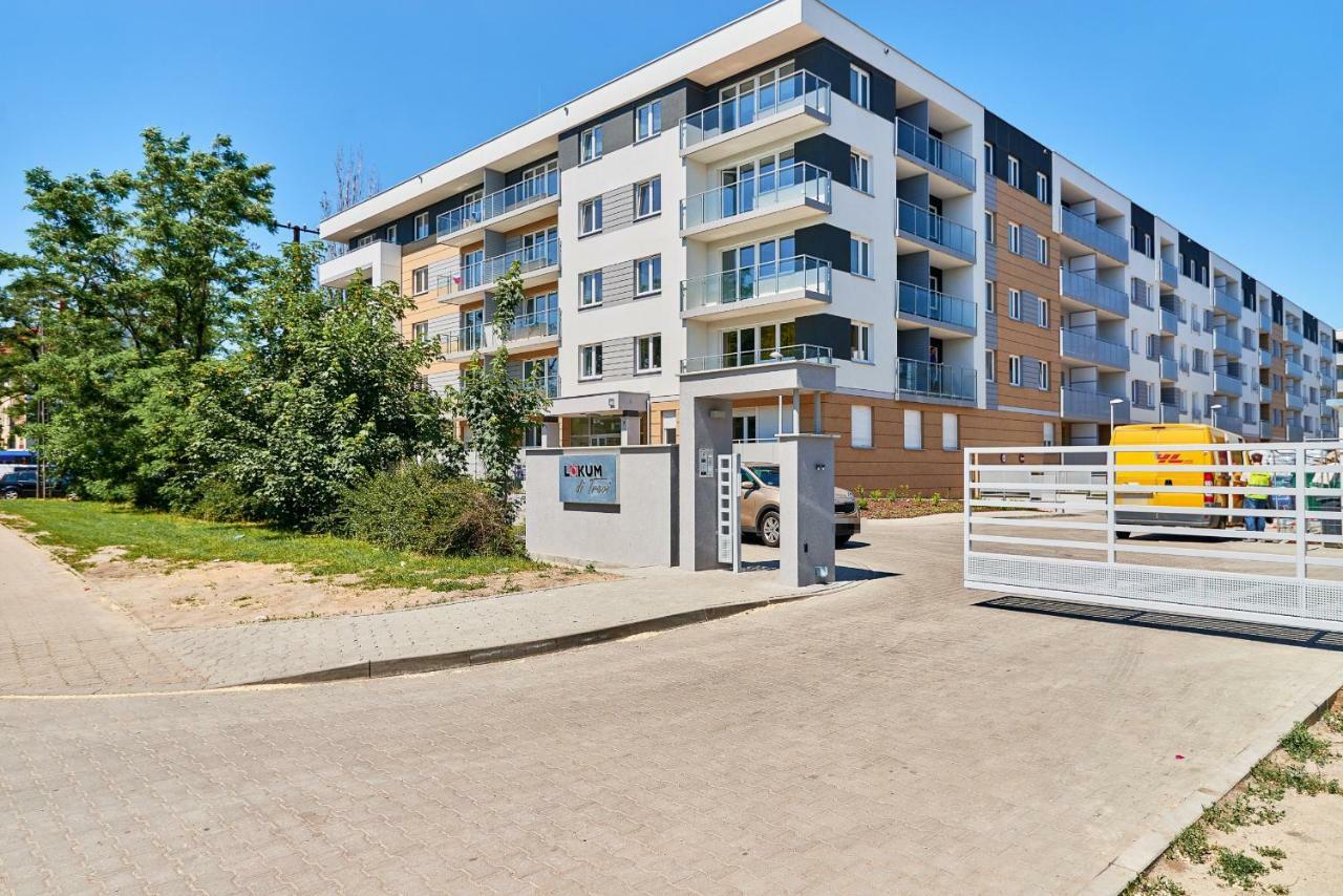 Vintage Apartment In New Estate With Parking - Krzyki Wroclaw By Noclegi Renters المظهر الخارجي الصورة